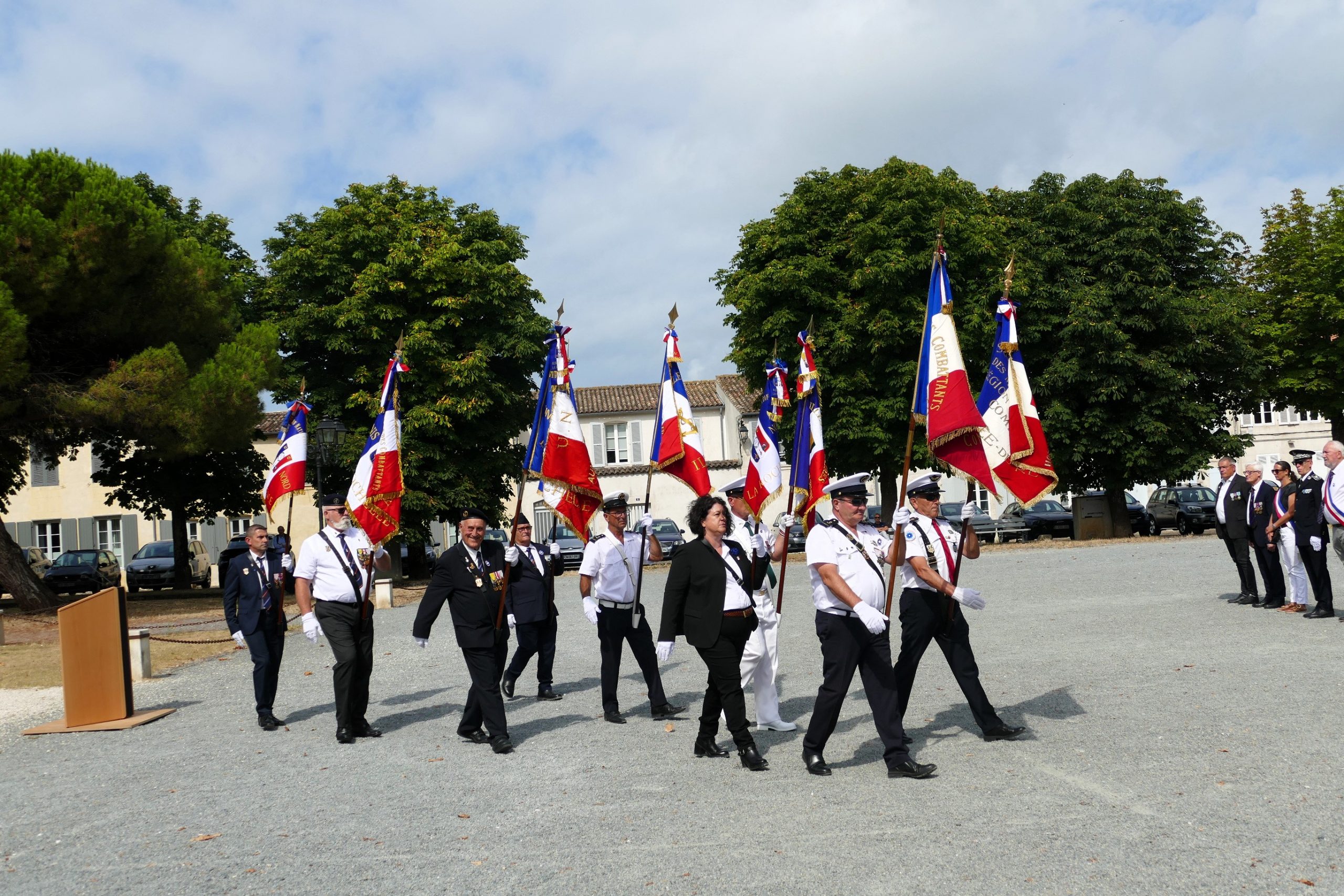 Lire la suite à propos de l’article La FÊTE NATIONALE avec Les Cols Bleus 