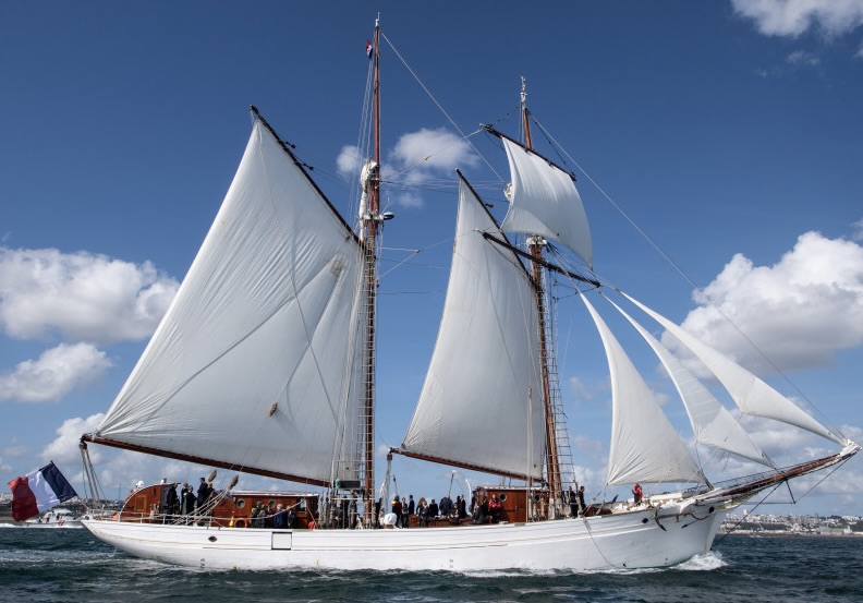 Lire la suite à propos de l’article Rencontrez les marins de la goélette Belle Poule ce week-end à Bayonne !