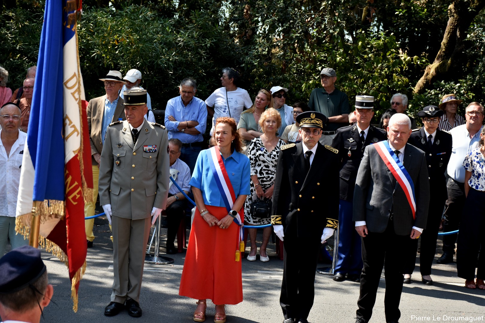 Lire la suite à propos de l’article Journée nationale à la mémoire des victimes des crimes racistes et antisémites de l&rsquo;État français et d&rsquo;hommage aux « Justes » de France.