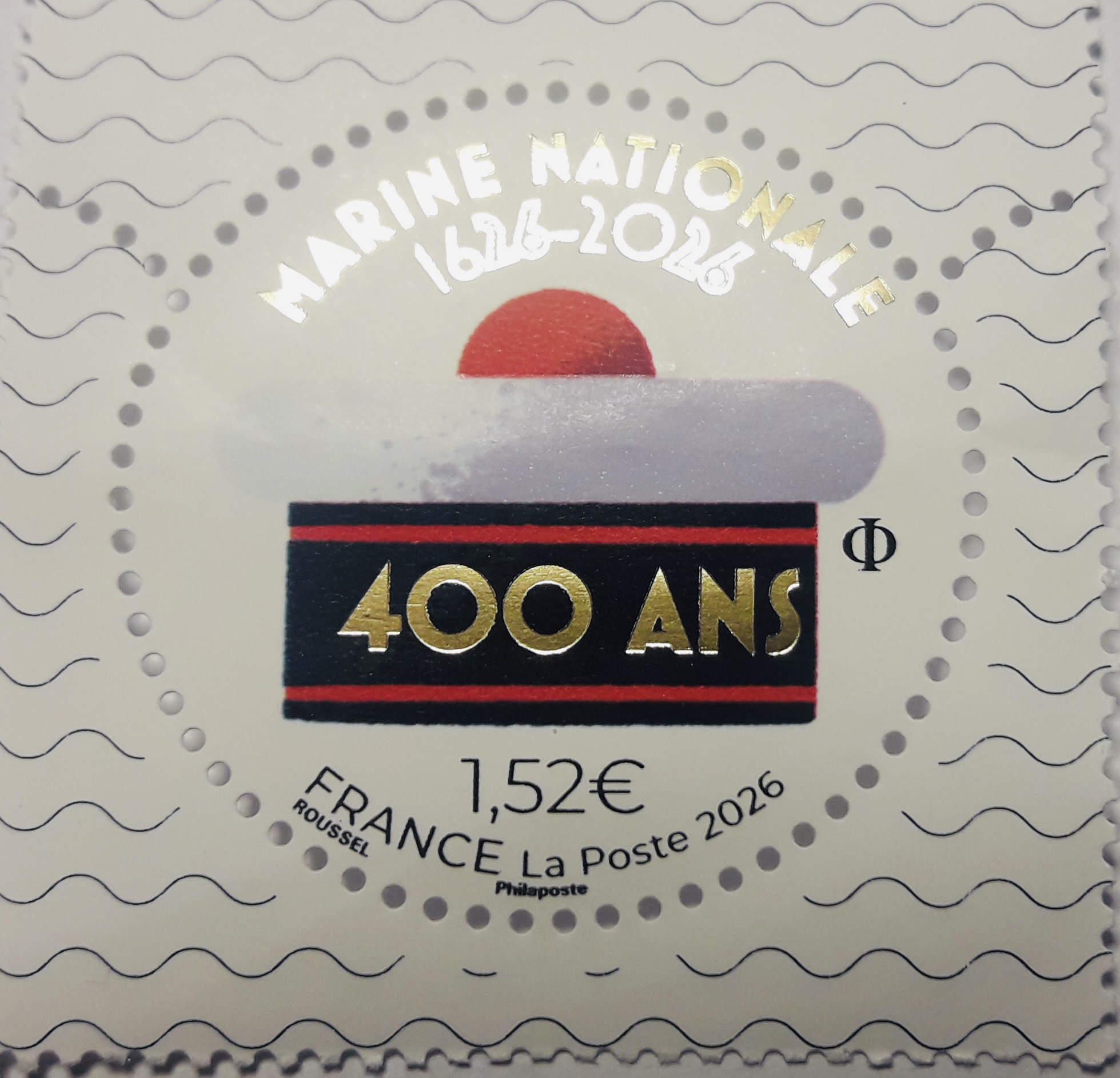 Lire la suite à propos de l’article Le Timbre des 400 ans de la Marine!