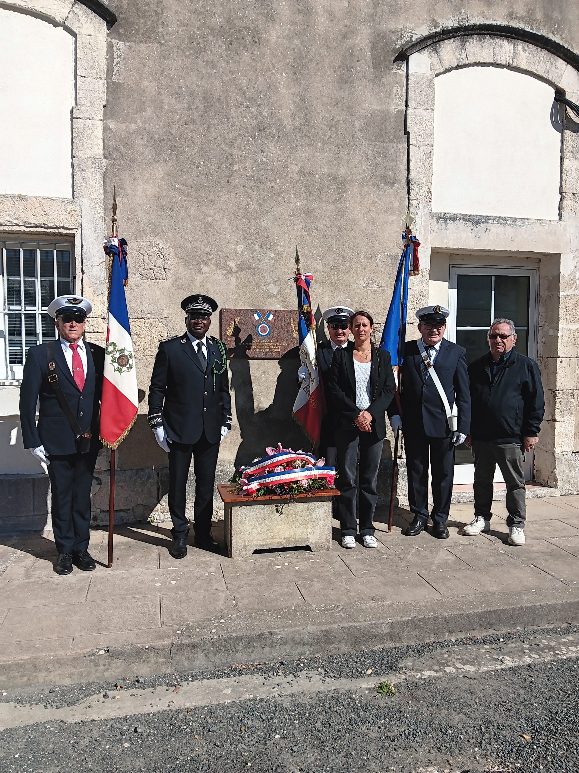 Lire la suite à propos de l’article 22 Septembre : Cérémonie à Maison Centrale de Saint-Martin 