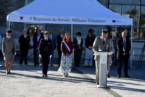 REMISE DE CALOTS au 3 ème Régiment du Service Volontaire de la Rochelle .